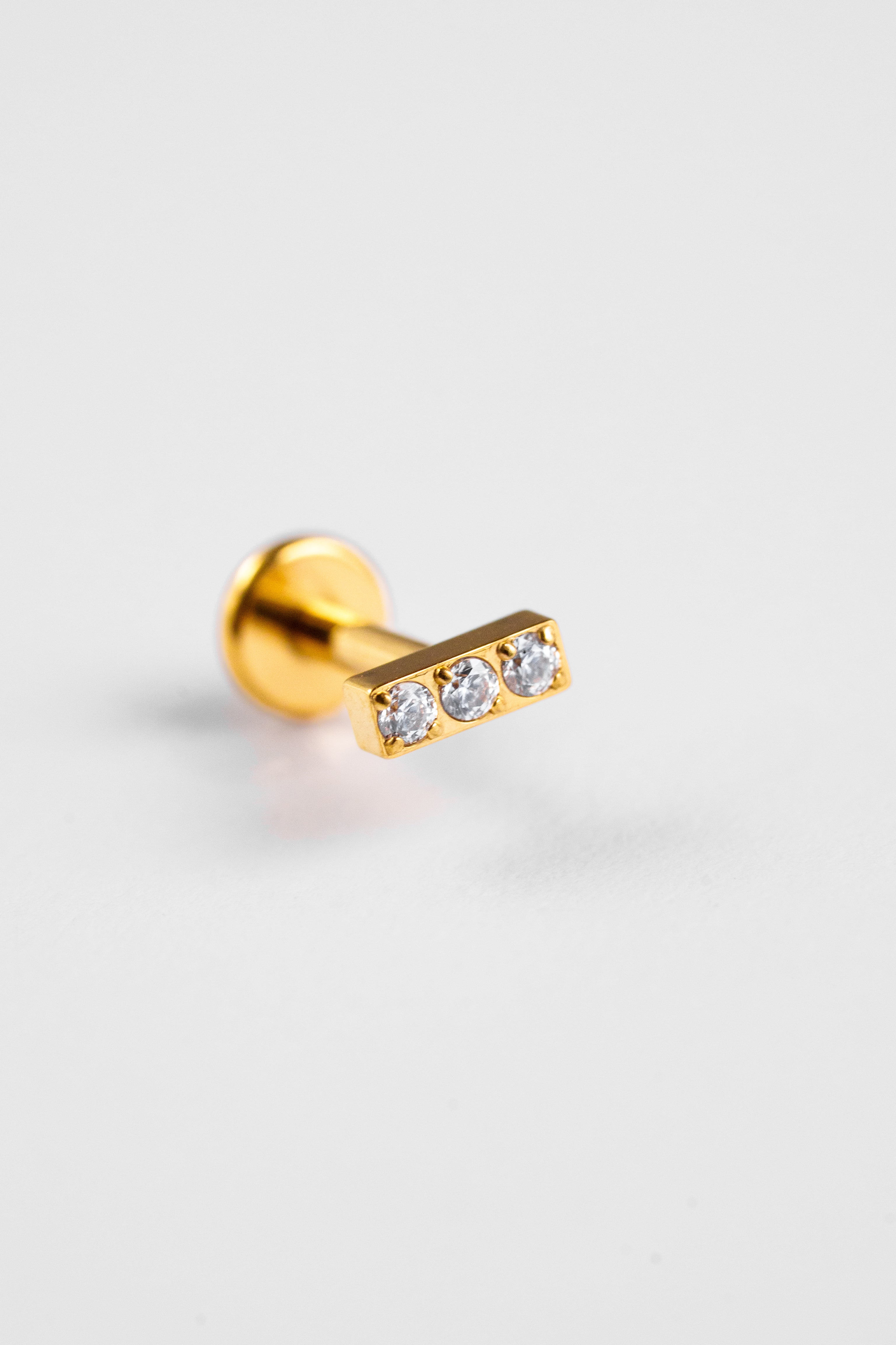 Triple Crystal Bar Titan Labret